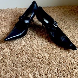 Barney’s NewYork Power Pumps